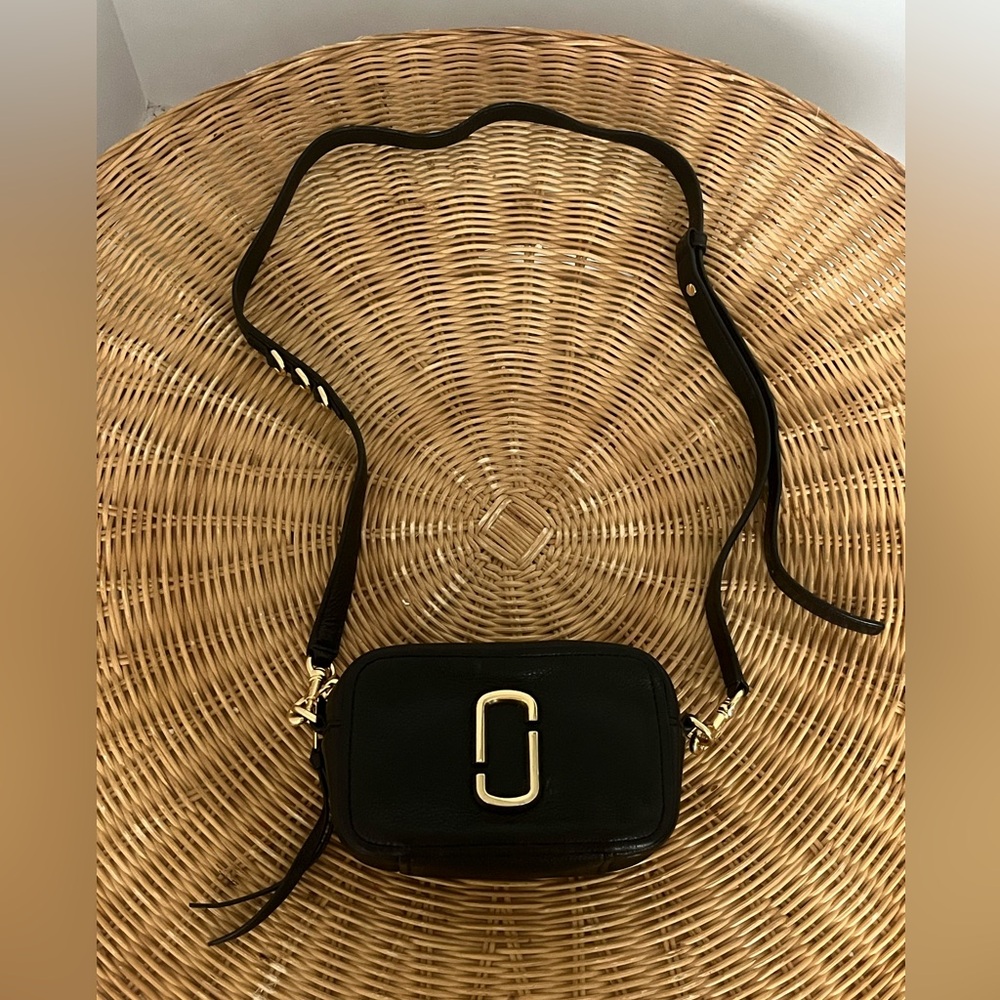 LIKE NEW****
Crossbody woman Marc Jacobs bag!!